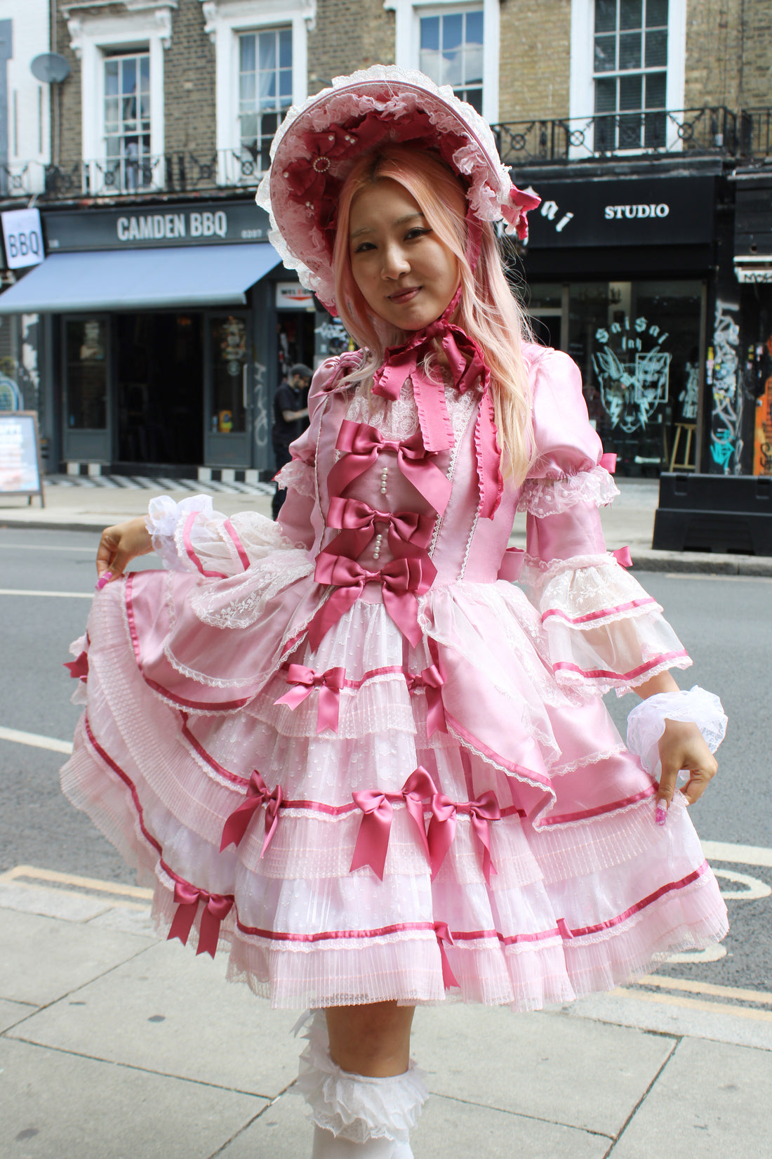 Lolita Dress Doll-Like with Removable Sleeves & Bonnet