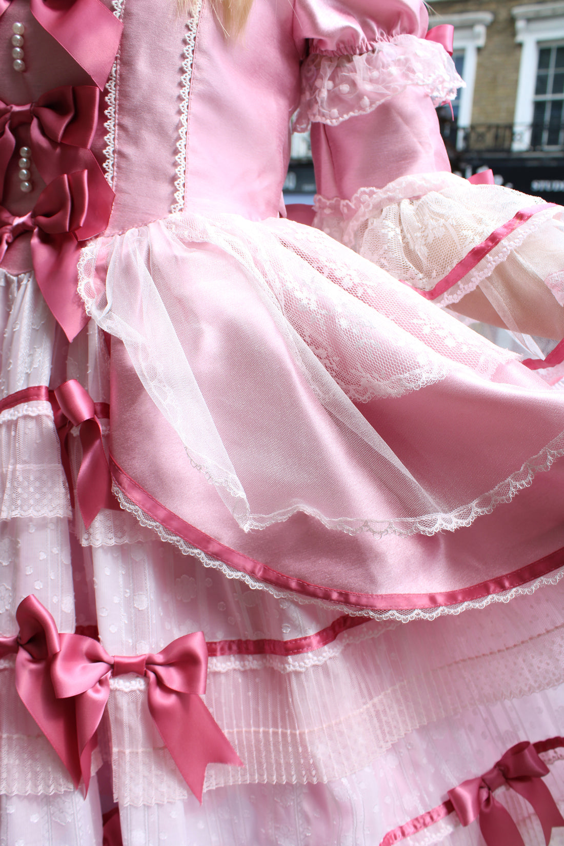 Lolita Dress Doll-Like with Removable Sleeves & Bonnet