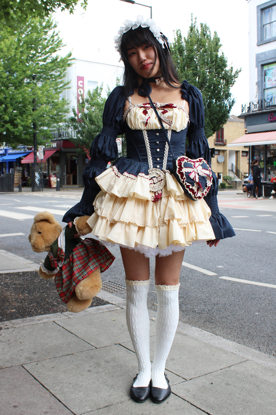 Lolita Dress Snowhite with Ruffle with Petticoat & Purse