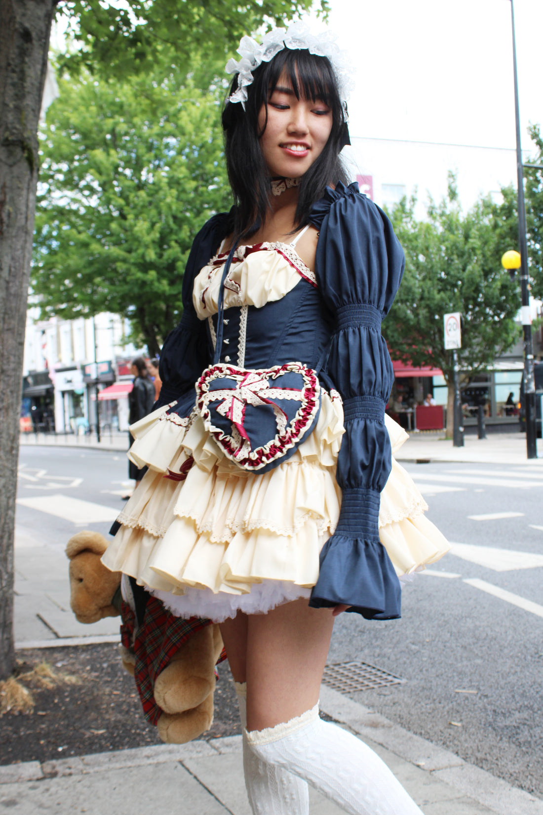 Lolita Dress Snowhite with Ruffle with Petticoat & Purse