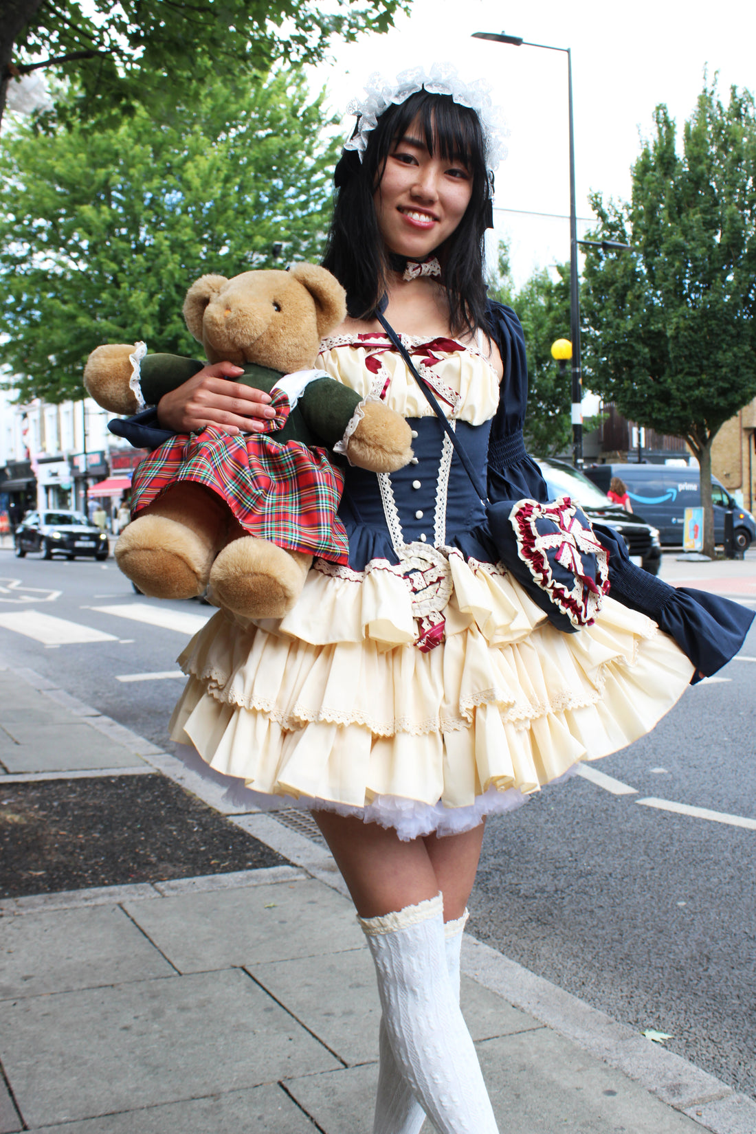 Lolita Dress Snowhite with Ruffle with Petticoat & Purse