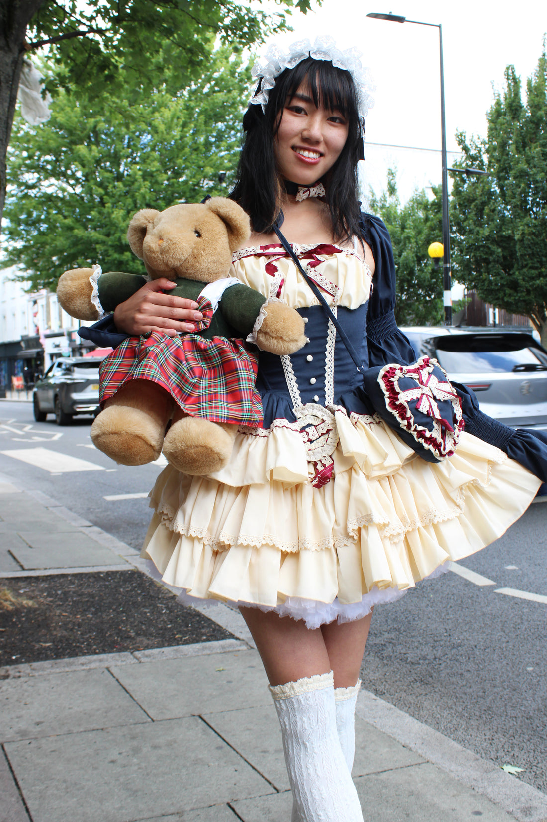 Lolita Dress Snowhite with Ruffle with Petticoat & Purse