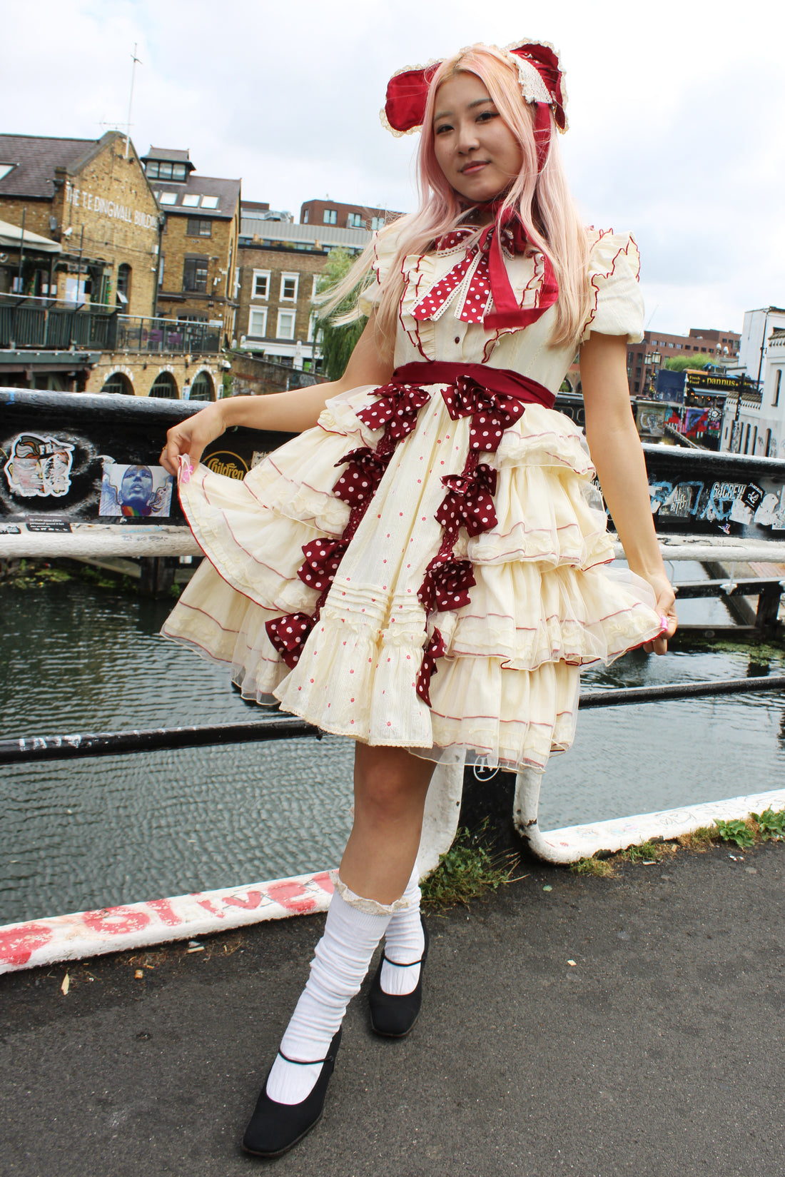 🎀 Vintage Lolita Dress – Cream & Burgundy with Bonnet 🎀