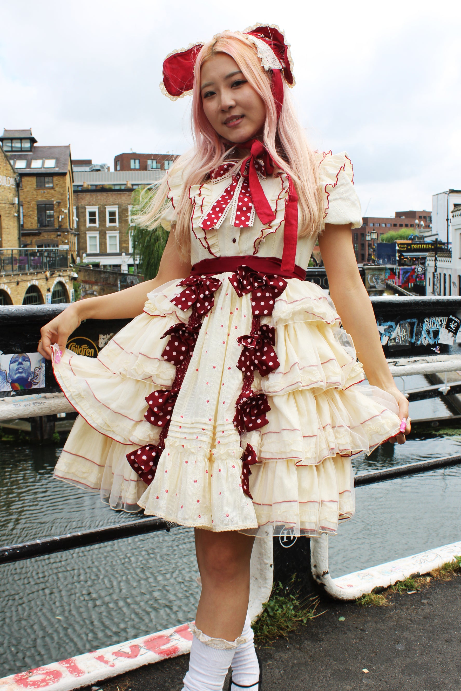 🎀 Vintage Lolita Dress – Cream & Burgundy with Bonnet 🎀