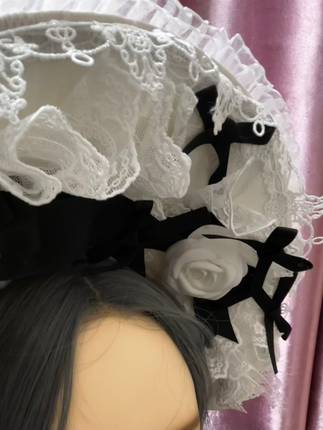 London Rose Sugar Noir Bonnet