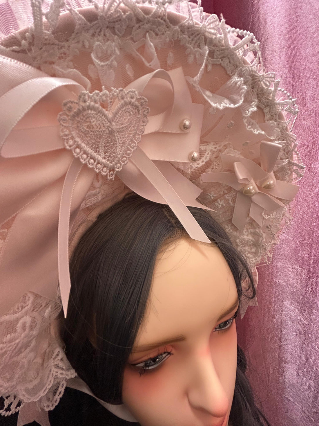 Rosy Cherub Lace Bonnet – Light Pink