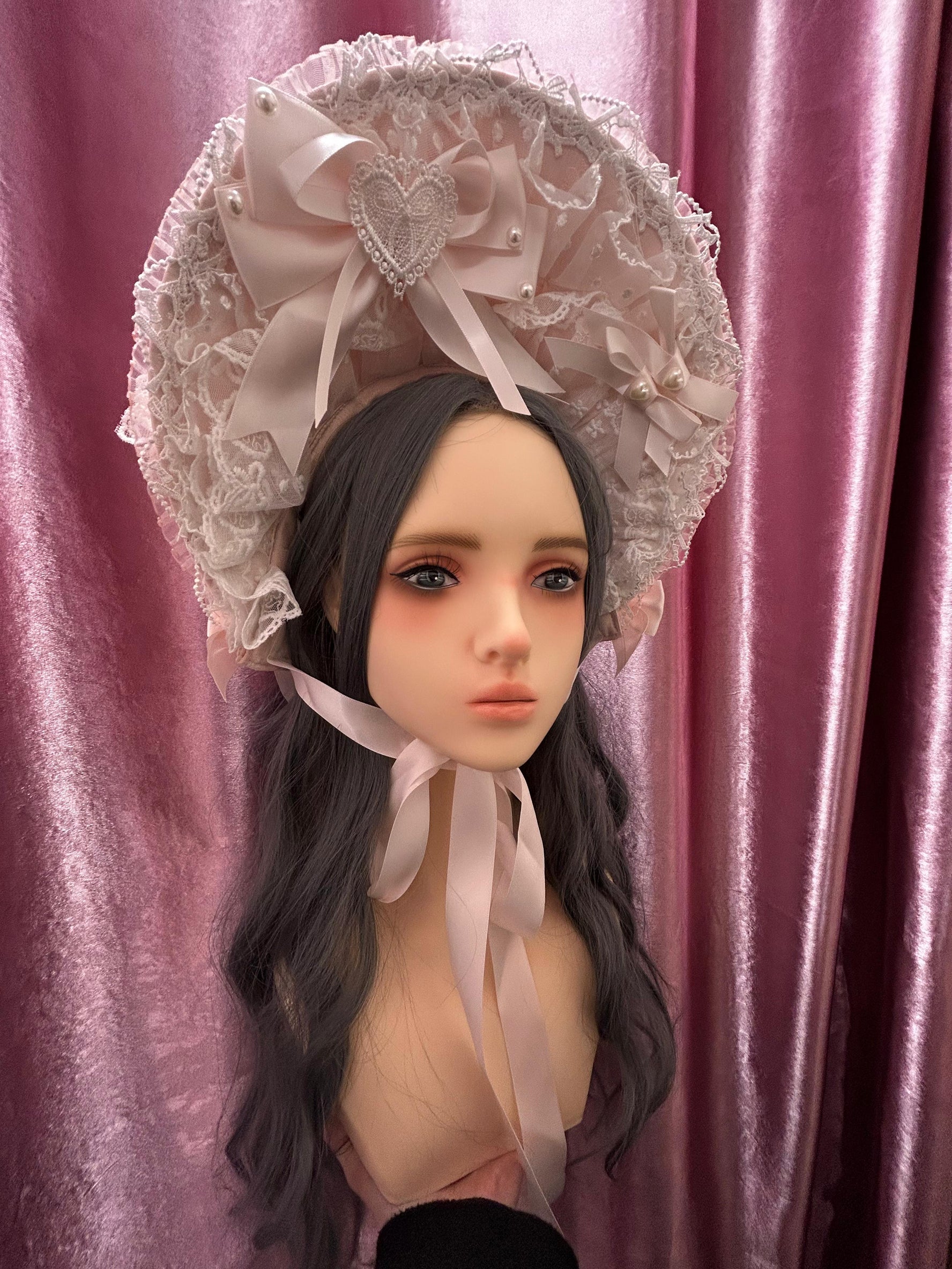 Rosy Cherub Lace Bonnet – Light Pink